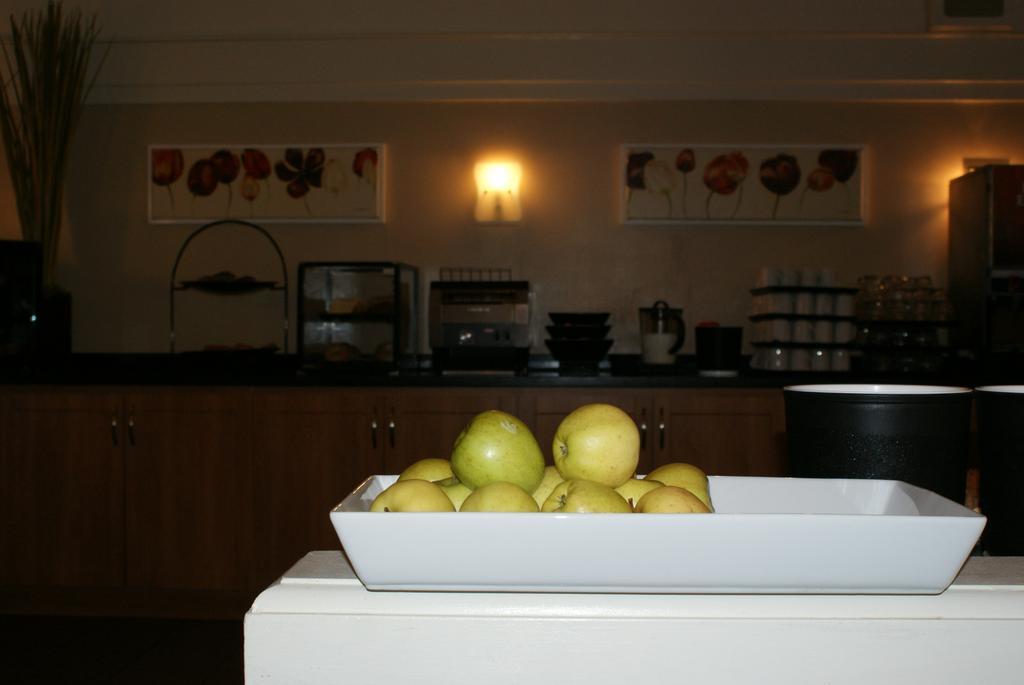 Royal Brock Hotel กวัลฟ์ ภายนอก รูปภาพ